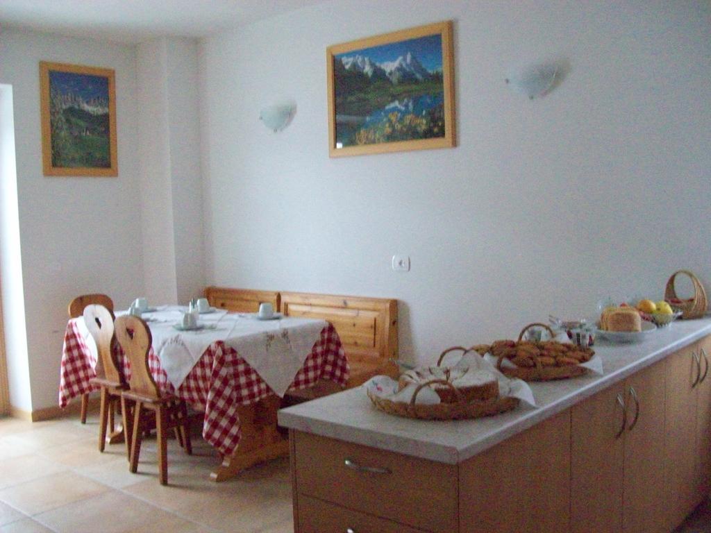 Agritur Rizzi Di Inama Ugo Villa Coredo Cameră foto